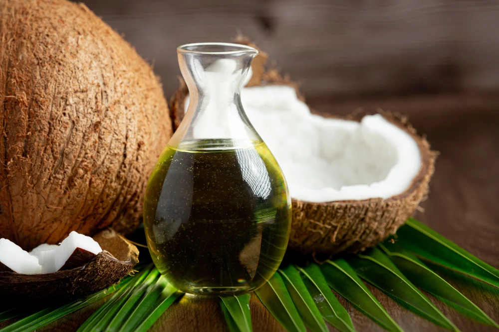 Coconut oil for mouth ulcer treatment
